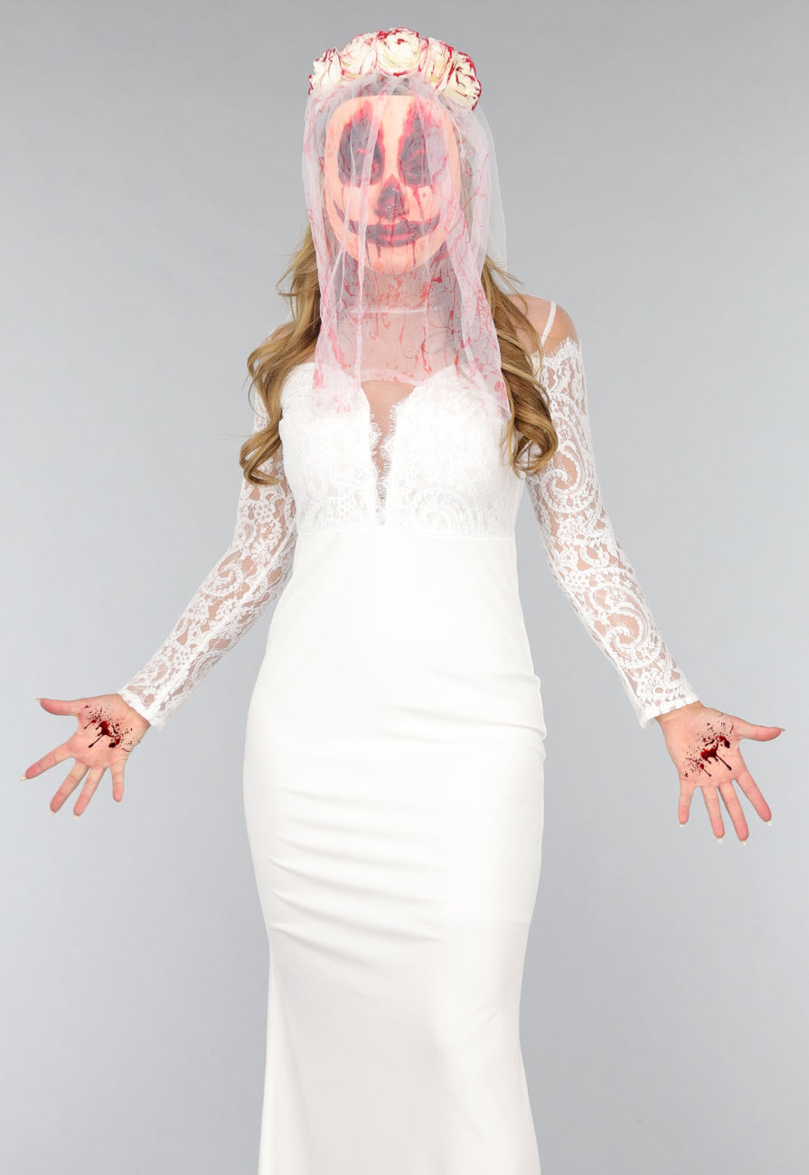 Bebloed Bridal Masker met Purge Look