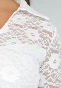 Elegante Witte Kanten Blouse met Lange Mouwen en Knoopsluiting