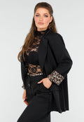 Elegant Zwart Pak met Leopardprint Accenten